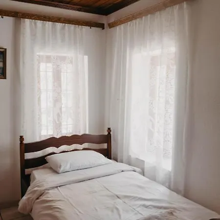 Leanland Country House * Megala Kalyvia